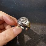 Bijou rétro homme femme bague lion dorée ciselée en acier inoxydable