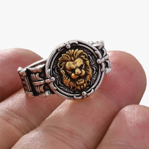 Chevalière lion sculptée symbole de force en acier inoxydable