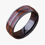 Structure de la bague homme titane et bois de koa avec intérieur confort fit