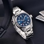 Montre-Automatique-Luxe-En-Acier-design.