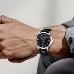 montre-Seagull-porte-par-un-homme-au-poignet