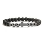Bracelet homme élastique en perles noires mates et hématite argentée avec croix en hématite noire