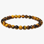 Bracelet en perles d'œil de tigre doré de 6 mm présenté en fond blanc