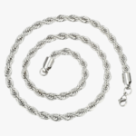 haine collier homme argentée maille torsadée acier inoxydable posée en spirale fermoir mousqueton fond blanc