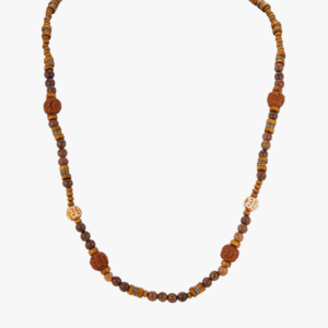 Collier perles de bois homme long perles mixtes bois symbole om laiton doré fond blanc