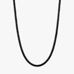 Collier cordon cuir noir homme tressé vue à plat fond blanc