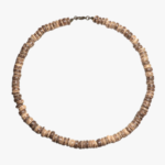 Collier homme perles rondelles bois naturel beige brun fermoir mousqueton fond blanc 8 mm